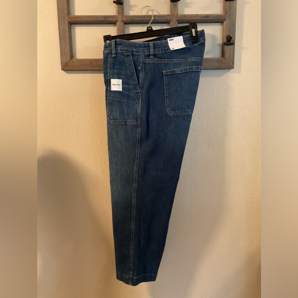 Old Navy Denim Jeans - Picture 5 of 7